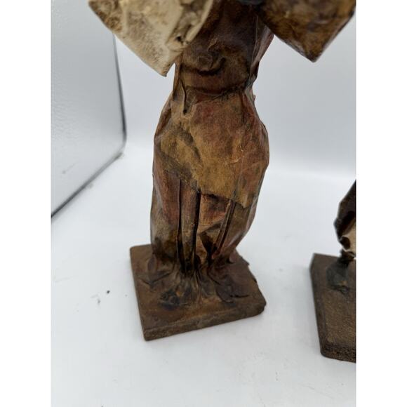 Mexican Folk Art Corn Husk Figurines Man & Woman Market Scene 12” Pair - Picture 4 of 11